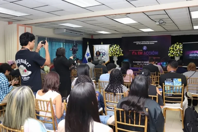 Senacyt Congreso Azuero