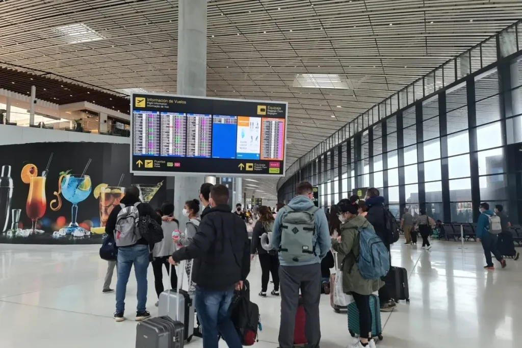Tocumen airport Pax. By EXPT.