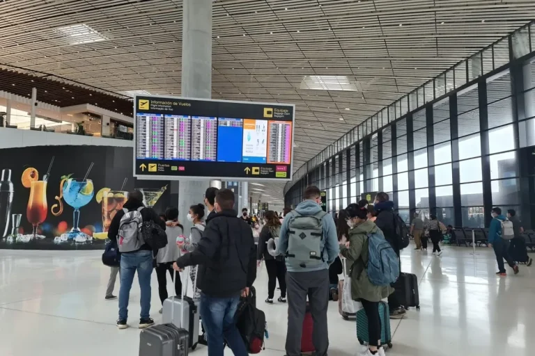 Tocumen airport Pax. By EXPT.