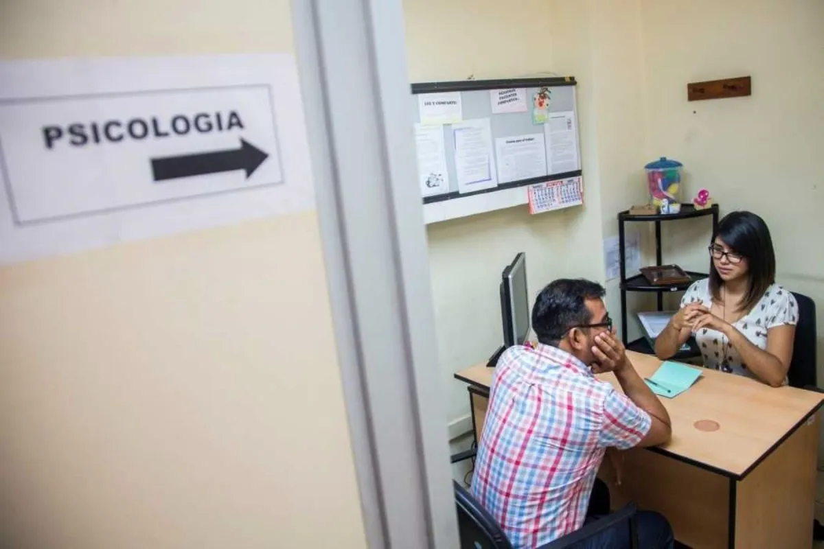 Residents experiencing earthquake-distress can reach the service directly through the national hotline number during weekday operating hours.