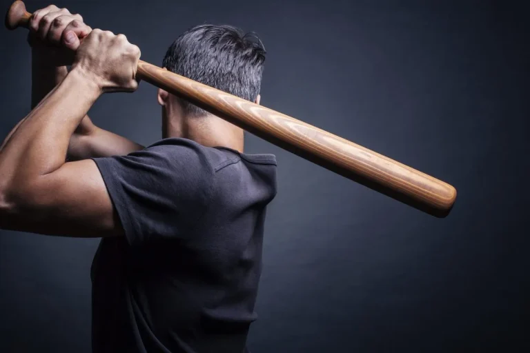 Beisbol bat violence