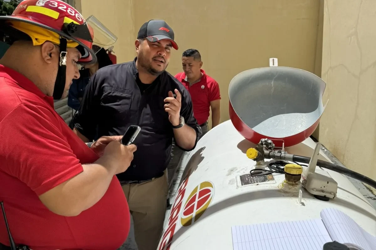 Inspection medical gas systems by Bomberos Panama.