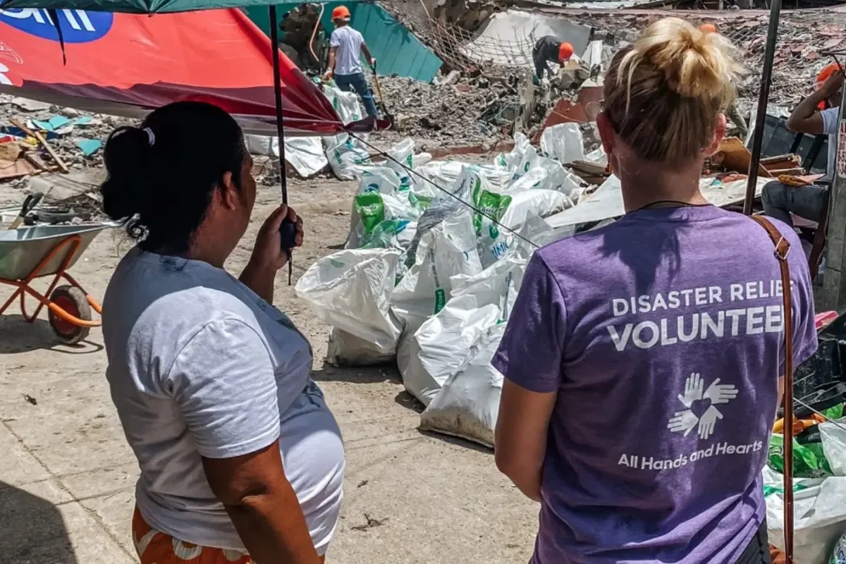Donations for earthquake victims. By UN.