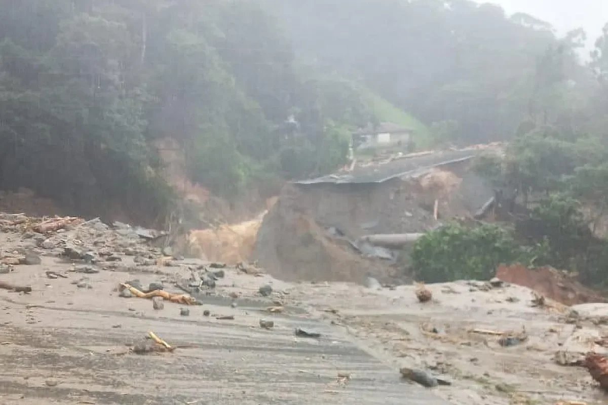 2020 Collapse road Chiriqui-Bocas del Toro by ChiriquíNews.
