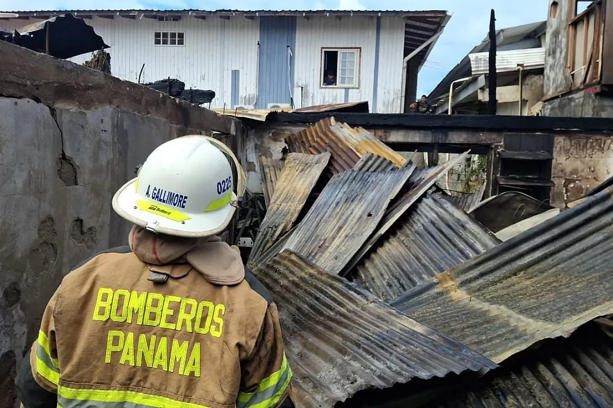 Aftermath Blazze in Isla Colon, by Bomberos Panama.