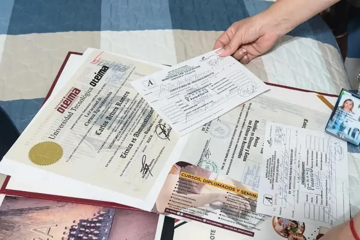 Panama Fake Diplomas. By EFE.